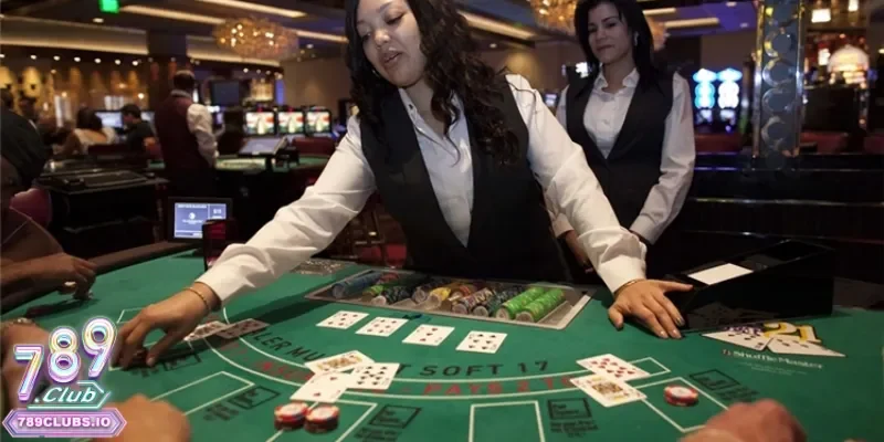 Những điều kiện để trở thành chia bài casino chuyên nghiệp
